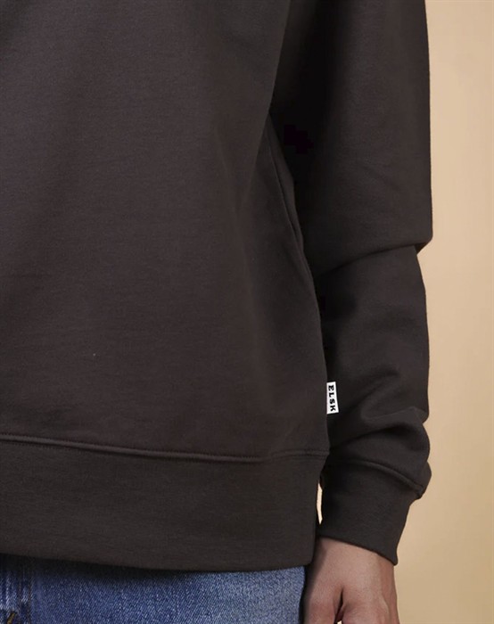 Elsk - Untamed Flora Womens Sweatshirt - Brown